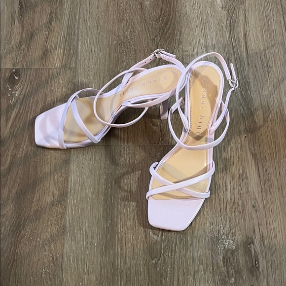 Gianni Bini Light Pink Strappy Heels - Picture 1 of 1